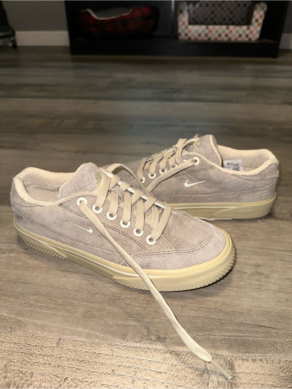 Nike sneakers 6.5 women’s